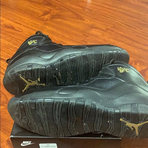 Air Jordan Retro 10 NYC city pack US 11.5 - Picture 5 of 8